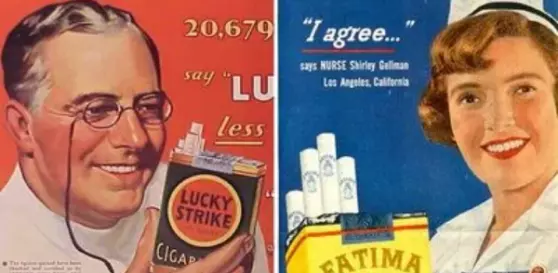 Persona ofreciendo cigarros